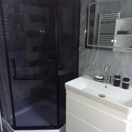 Hébergement de vacances Dark House